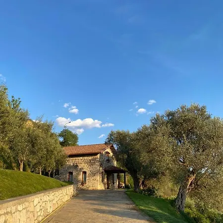 Bujtina Salko Villa *